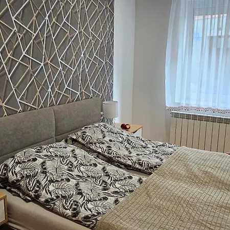 9 Delux - Blizej Zdroju דירה