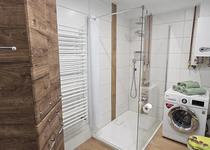 9 Delux - Bliżej Zdroju *