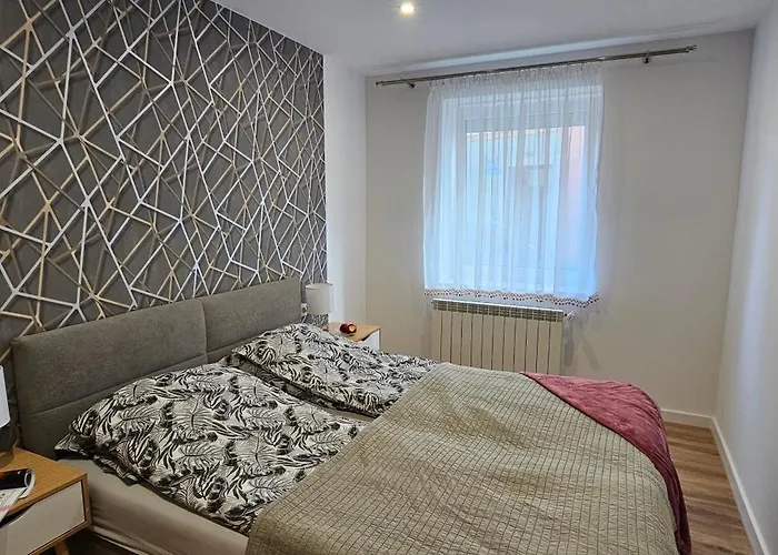 9 Delux - Bliżej Zdroju *